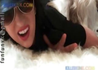 Close-up action with a very hot animal