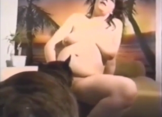 Dog-fucking preggo lady enjoys real orgasms