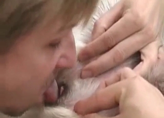 Zoophile is giving some asshole licking fun to a pet